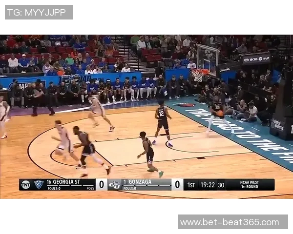 霍姆格伦复出首战贡献七次盖帽雷霆重建之路迈向新阶段